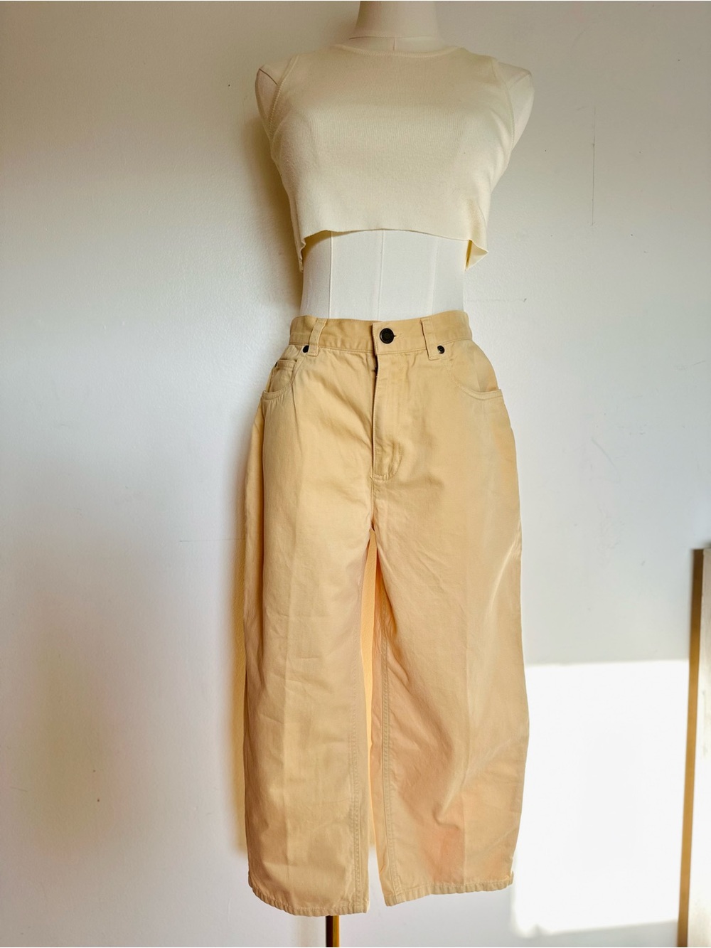 VTG 90s Wide Leg Capri Pants 💛 Slim Waist Butter Yellow Summer Staple Cottage